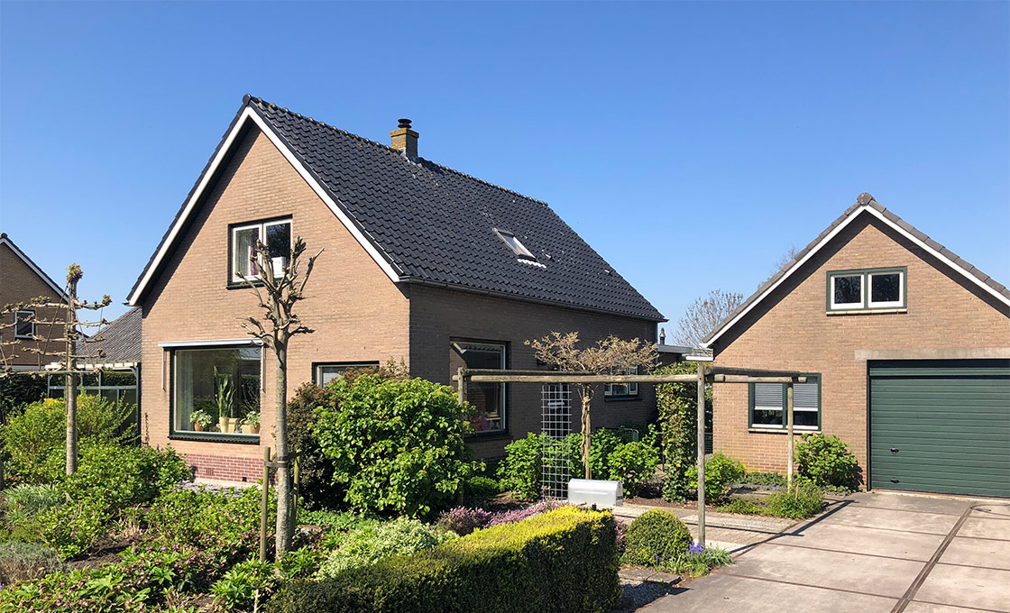 Afbeelding van het woonhuis en bijgebouw in Ter Aar